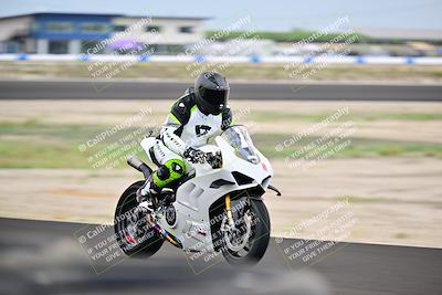 media/Apr-18-2025-TrackDaz (Fri) [[45f5874c44]]/A Group/Session 4 (Turns 5 and 6 - Inside)/